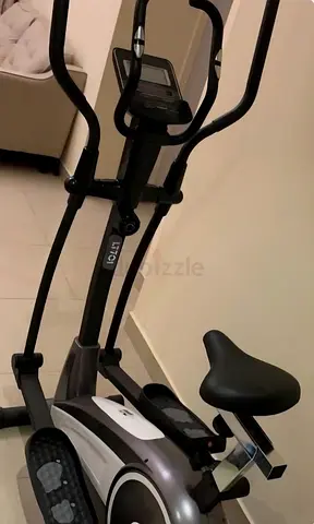 Cross trainer