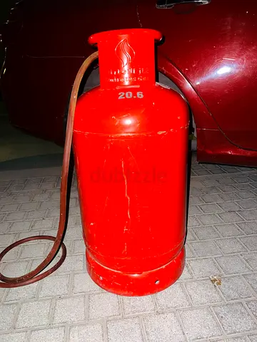 Gas cylinder full with regulator free delivery