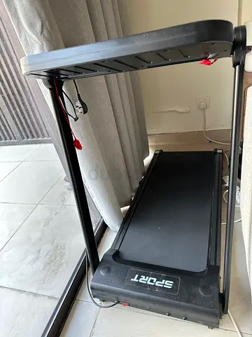 Compact folding treadmill in good working condition