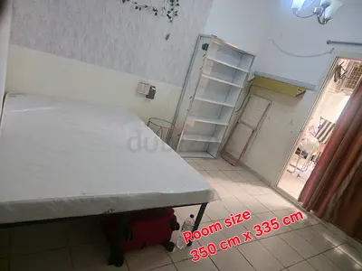 BIG PARTITION ROOM  AED 2500. al khail gate phase1. ONLY FOR WORKING COUPLE/ FAMILY.  NO BACHELORS.