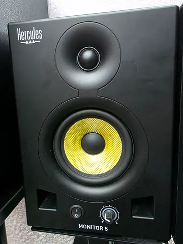 Hercules Monitor 5 Studio Speaker - Single, Good Condition