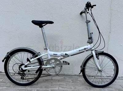American Foldable Aluminium Dahon bike 6 speed Shimano Tyres size 20 Very good condition Light waigh