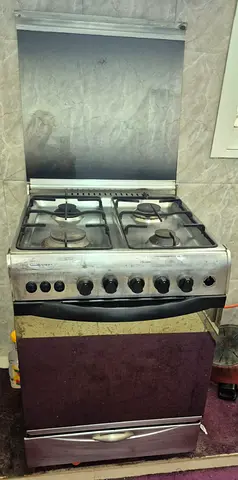 Used 4-Burner Freestanding Gas Stove with Oven - Working Condition