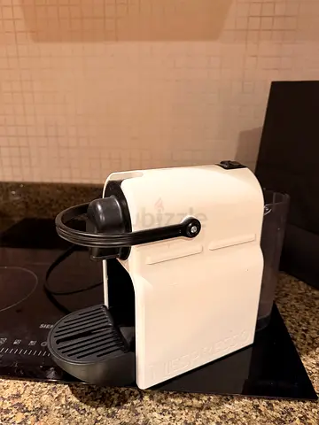 Compact Nespresso-style Capsule Coffee Machine - White
