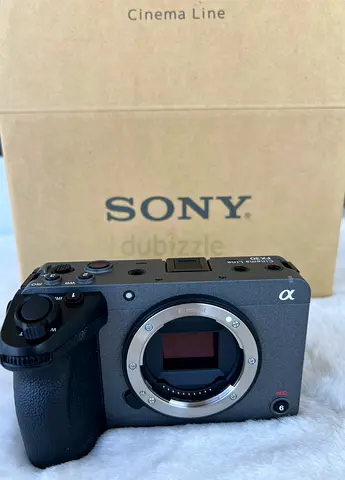 Sony FX30 Digital Cinema Camera Body Only (APS-C sensor) - Perfect Condition