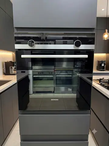 Siemens Latest Model Built-In Electric Oven 60cm – Premium German Engineering