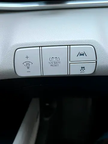 Hyundai Elantra Limited, миниатюра 13