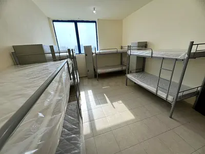 bed space available in shabiya 12