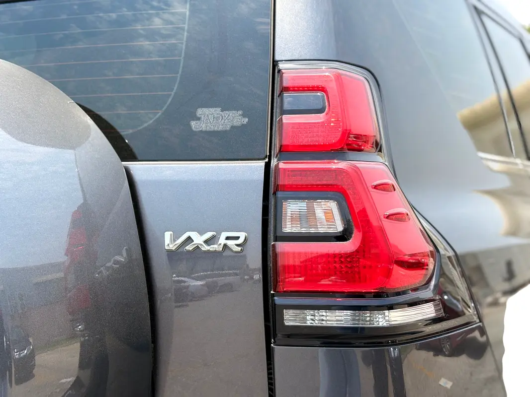 Toyota Prado 2023