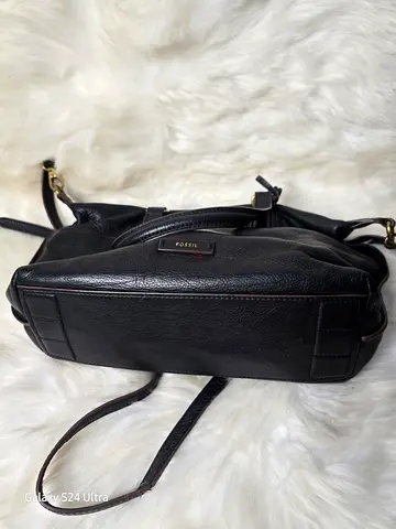 Genuine Fossil Black Leather Crossbody Bag - Good Condition
