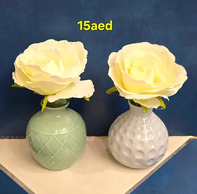 Set of 2 small ceramic decorative vases with artificial flowers - mint white