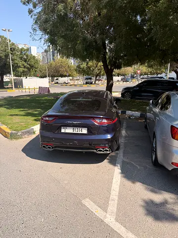 صورة 5 لـ 2019 KIA STINGER