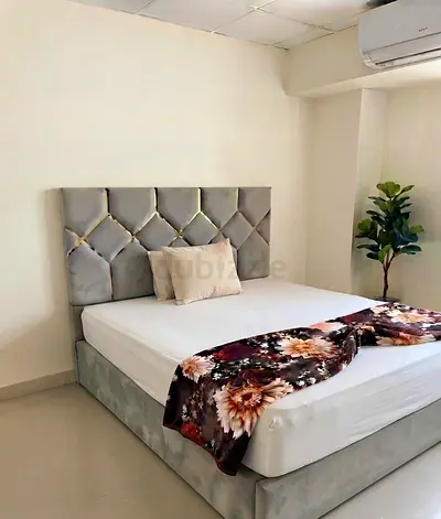 King size bed
