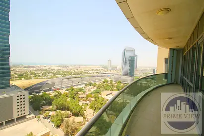 Well Maintained | 2BR Apartment | Skyline Views | Ready to Move