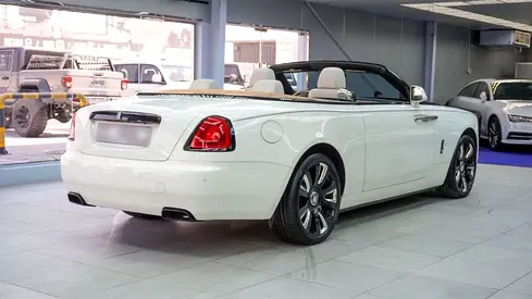 2017 ROLLS-ROYCE DAWN — миниатюра 16