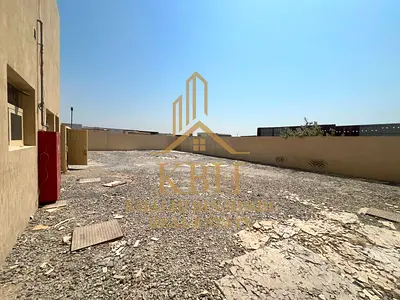 ساحة للإيجار في منطقة الصجعة الصناعية بالشارقة – موقع مميز ومناسب لمختلف الأنشطة التجارية والصناعية