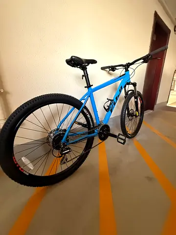 Fuji Nevada 1.7.  27.5er MTB Large size