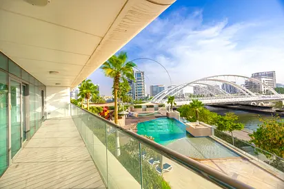 √ HOT | Sea View and Vacant | Waterfront Living √