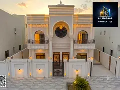 A luxurious classic villa with an elegant design and super deluxe finishes, at an excellent price in