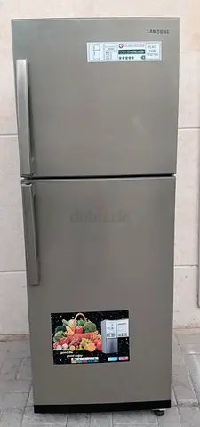 BRAND SAMSUNG REFRIGERATOR WITH PERFECT COOLING
