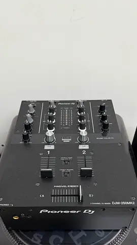 Pioneer DJM-250 MK2 Mixer