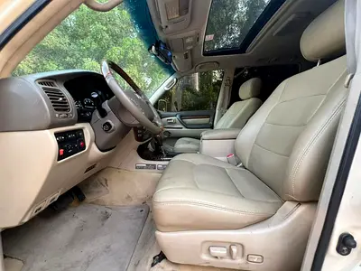 2003 Lexus LX-SERIES photo 11