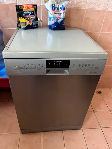 Siemens freestanding dishwasher - good working condition