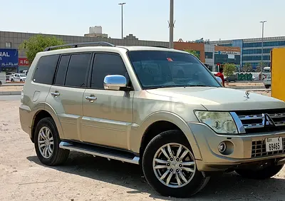Mitsubishi Pajero 2013 GLS Top Line  3.8 | Family car
