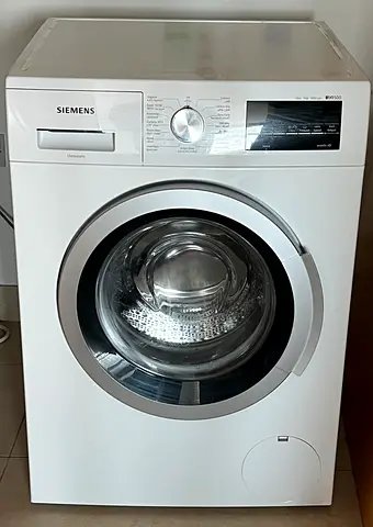 Siemens iQ500 9kg Front Load Washing Machine – Excellent Condition