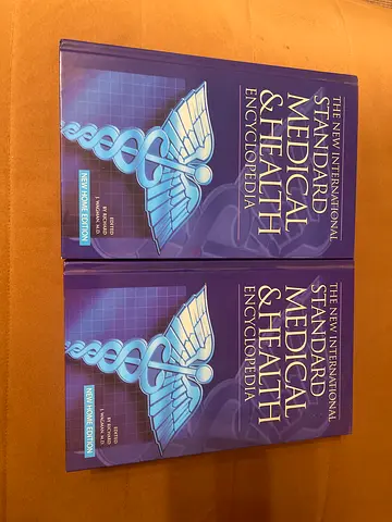The New International Standard Medical Health Encyclopedia (Volume One and Two)