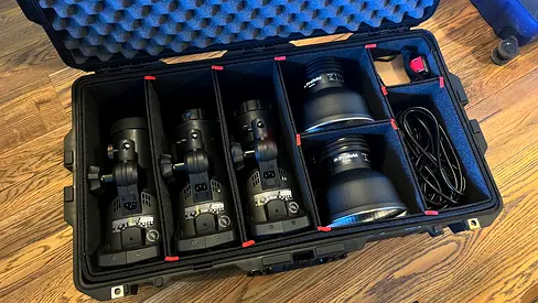 Profoto D2 1000 — Full Studio