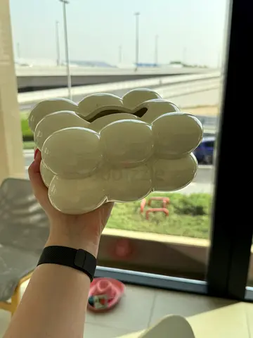 Ceramic Cloud-Shaped Decorative Napkin Holder