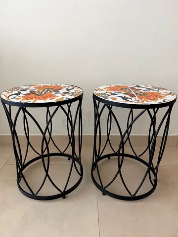 Set of 2 Round Mosaic Top Side Tables with Black Metal Base