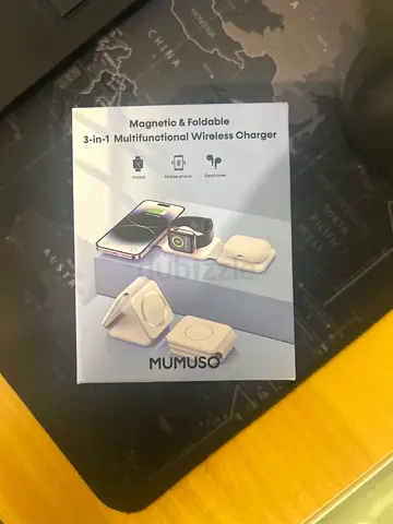 Mumuso 3-in-1 Magnetic Foldable Wireless Charger (Boxed)