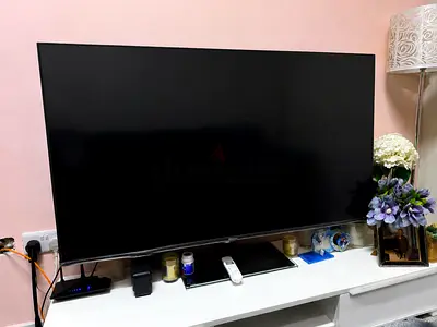 Hisense 55 Smart 4K LED TV – Excellent Condition