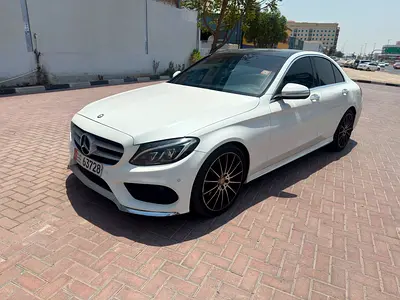 2015 Mercedes-Benz C200 Avantgarde | GCC Specs | Low Mileage