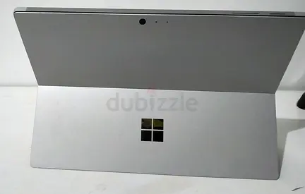 Microsoft surface pro 5 i5 8gb RAM and 256gb SDD