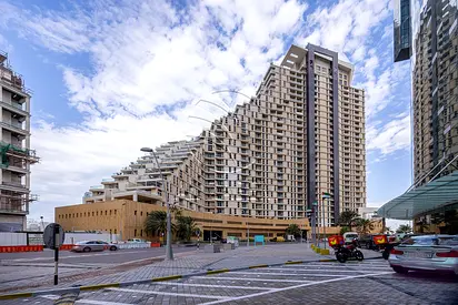 Upto 4 Payments | Urban View | Available in August