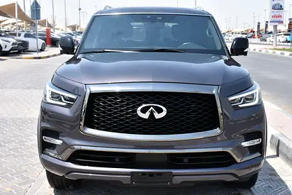 2022 Infiniti QX80 照片 2