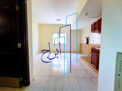 Very spacious studio in reasonable price, Prime location in muwaileh, easy exit to Dubai .