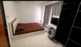 Master Room for rent in Villa Free parking outside
