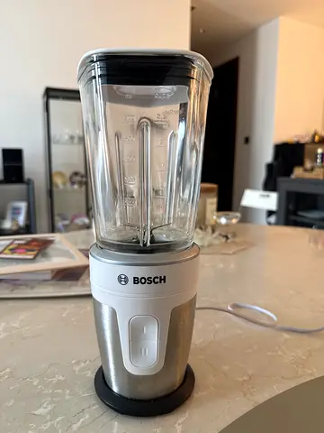 Bosch Personal Blender - Compact Glass Jar, New Condition , Bosch VitaStyle Mixx2Go Blender