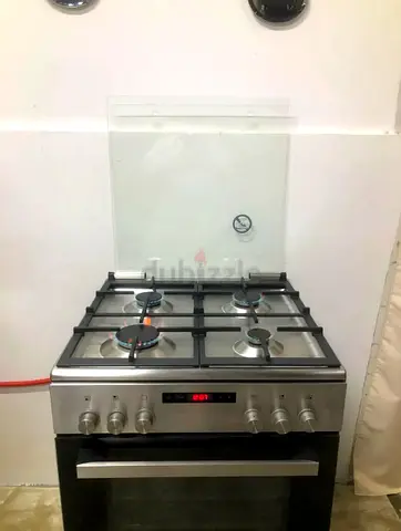 Siemens freestanding electric cooker