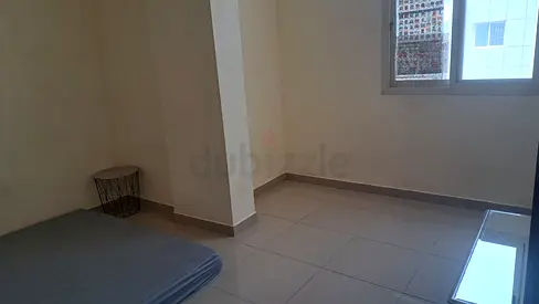 ROOM FOR RENT IN SHABIYA 09