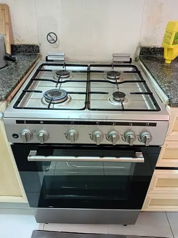 Vestel 4-Burner Stainless Steel Gas Cooker  Oven (Clean  Working)