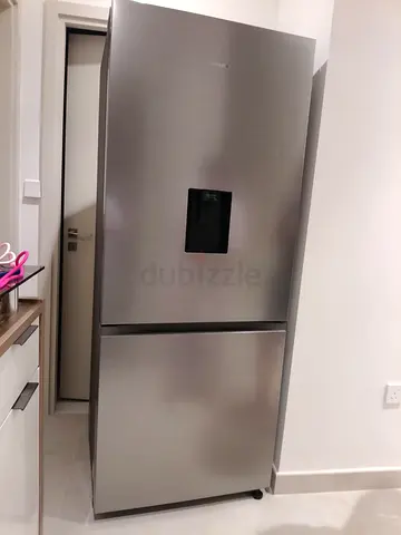 Samsung bottom fridge freezer latest model same like new condition