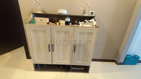 URGENT SELL - HOMEBOX Angelic Shoe cabinet