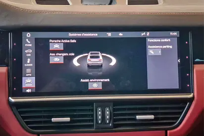 2020 Porsche CAYENNE thumbnail 12