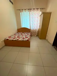 Family Room with attached bath in alnadha 2 , near Central school