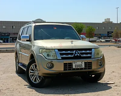 Mitsubishi Pajero 2013 GLS Top Line  3.8 | Family car